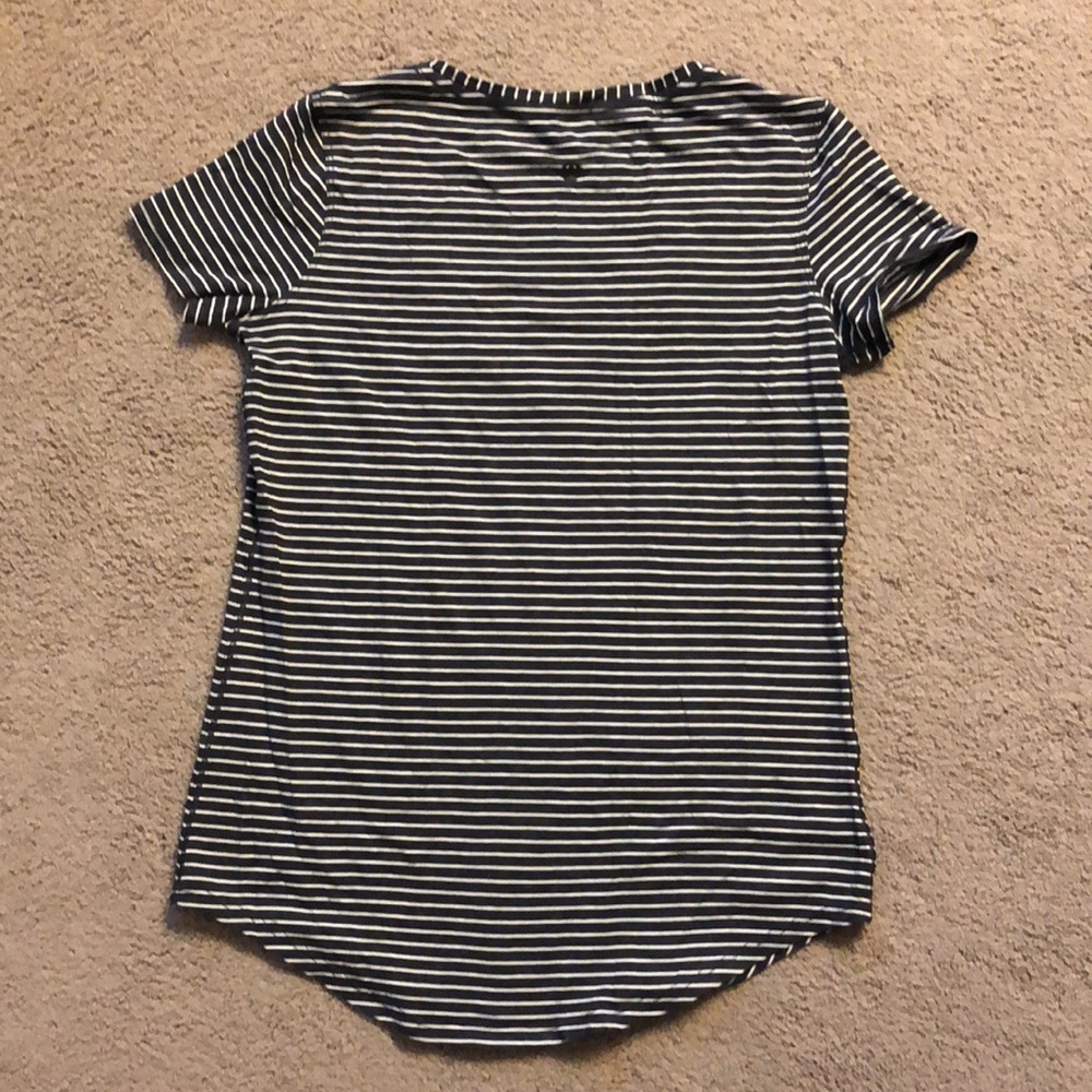 Love Short Sleeve T-Shirt, V Neck, Modern Stripe Heathered Black White, Size 2 - Picture 3 of 4